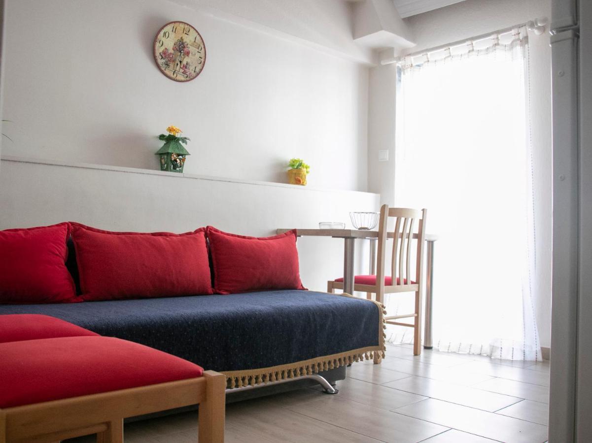 Maria Apartments パラリア・ディオニショウ エクステリア 写真